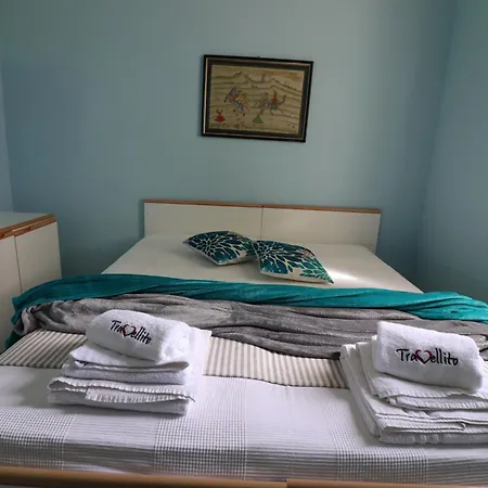Celeste's House Tatil Evi